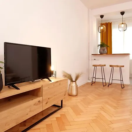 Chic Scandinavian Style Studio Bucarest